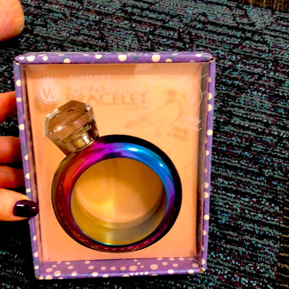 Bracelet Flask - Picture 2 of 4